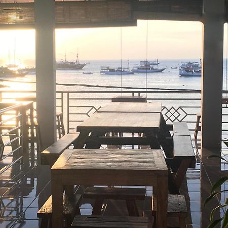 Bajo Sunset Hostel Labuan Bajo Ngoại thất bức ảnh