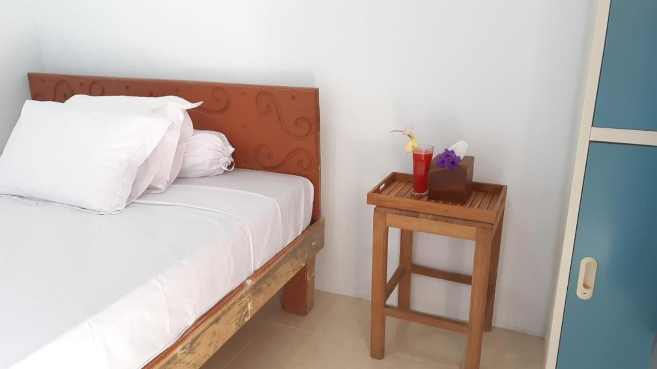 Bajo Sunset Hostel Labuan Bajo Ngoại thất bức ảnh