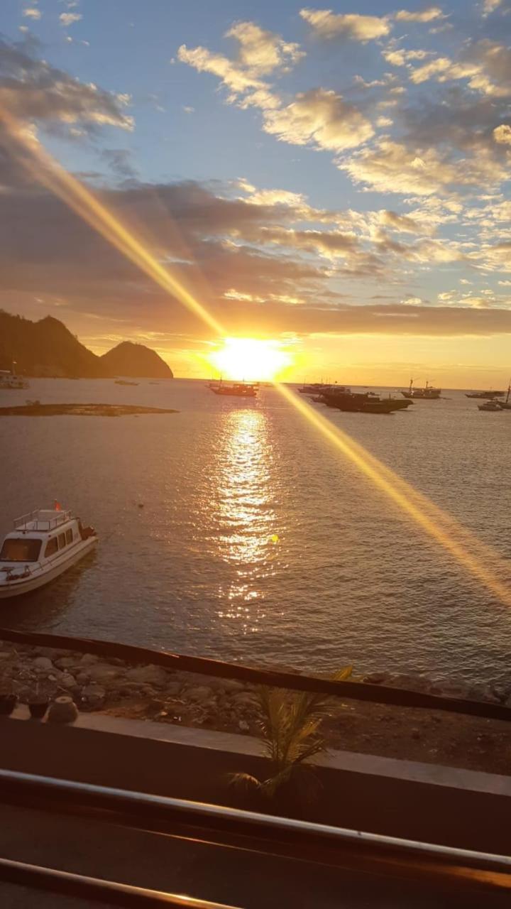 Bajo Sunset Hostel Labuan Bajo Ngoại thất bức ảnh