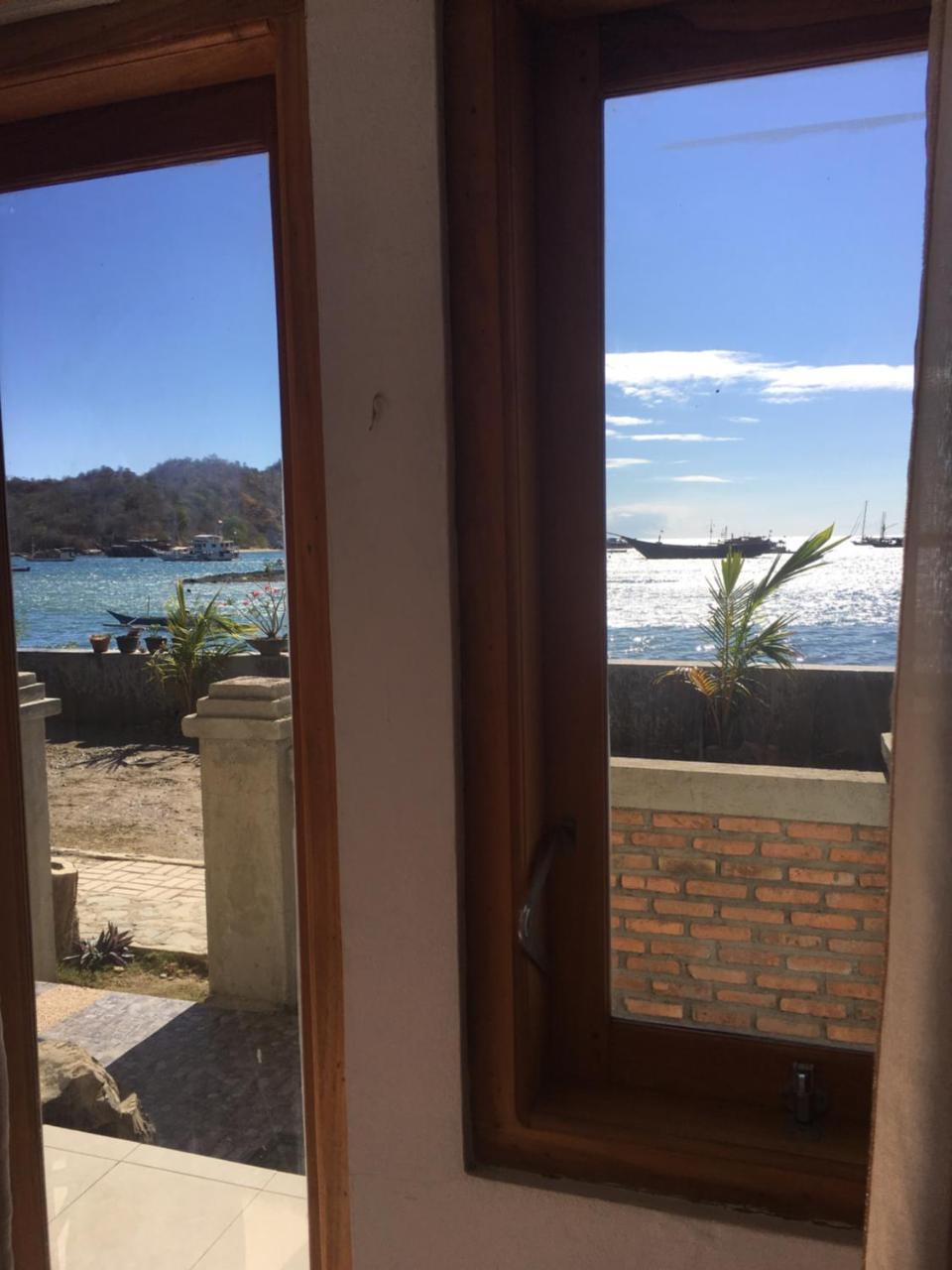 Bajo Sunset Hostel Labuan Bajo Ngoại thất bức ảnh