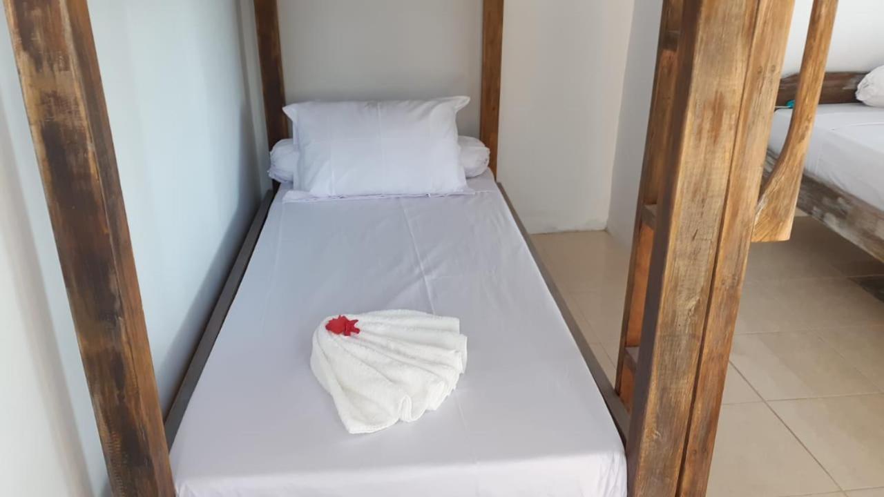 Bajo Sunset Hostel Labuan Bajo Ngoại thất bức ảnh